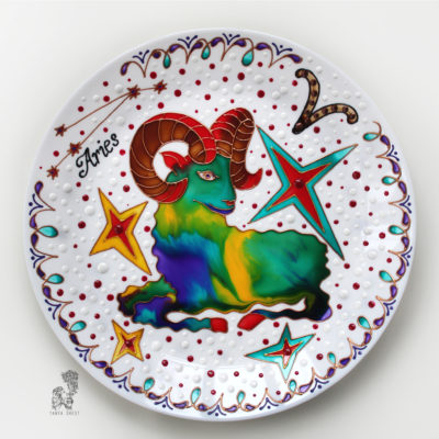 Знак зодиака Овен — Декоративная тарелка на стену — подарок для друзей, родственников