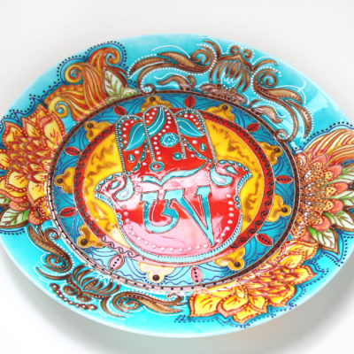 «Хамса Тибетский Ом» — настенная тарелка для украшения вашего интерьера