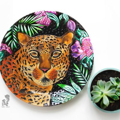 декоративная тарелка Леопард в тропическом лесу