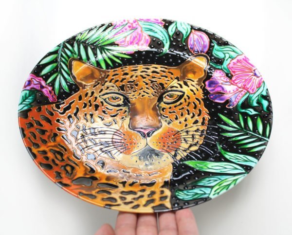 декоративная тарелка Леопард в тропическом лесу
